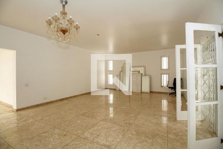 Sala de Estar de casa à venda com 4 quartos, 400m² em Vila Madalena, São Paulo