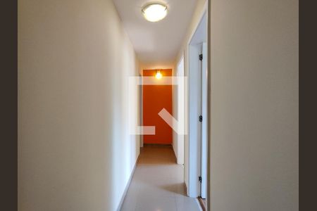 Corredor de apartamento à venda com 3 quartos, 120m² em Maracanã, Rio de Janeiro