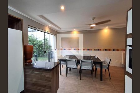 Casa à venda com 3 quartos, 249m² em Campo Belo, São Paulo