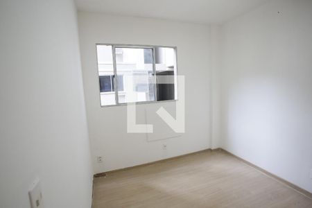 Quarto 1 de apartamento para alugar com 2 quartos, 60m² em Taquara, Rio de Janeiro