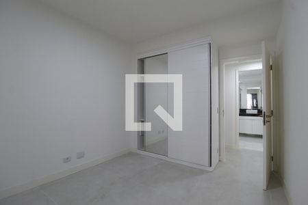 Quarto 1 de apartamento para alugar com 3 quartos, 127m² em Moema, São Paulo