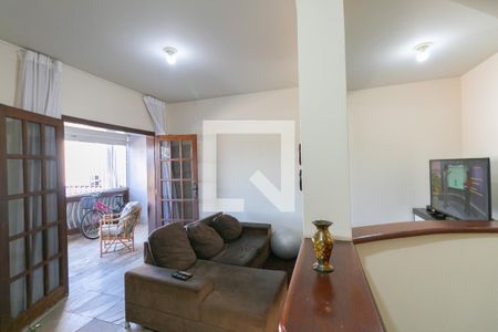 Casa à venda com 3 quartos, 315m² em Itapoã, Belo Horizonte