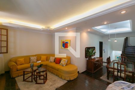 Casa à venda com 3 quartos, 315m² em Itapoã, Belo Horizonte