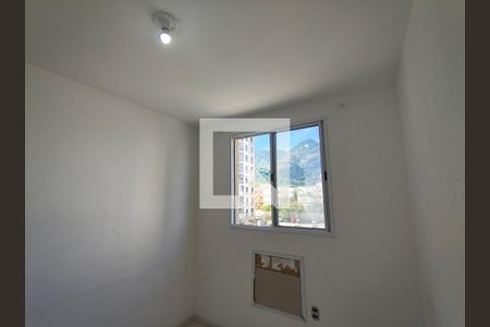 Quarto  de apartamento para alugar com 2 quartos, 62m² em Vargem Grande, Rio de Janeiro