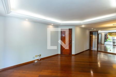 Apartamento para alugar com 4 quartos, 140m² em Recanto Paraíso, São Paulo