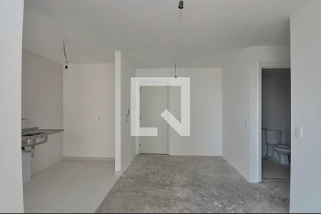 Sala de apartamento para alugar com 2 quartos, 55m² em Vila Anastácio, São Paulo