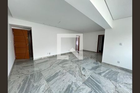 Apartamento para alugar com 4 quartos, 130m² em União, Belo Horizonte