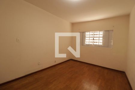 Quarto de casa para alugar com 3 quartos, 170m² em Vila Santa Terezinha, Várzea Paulista