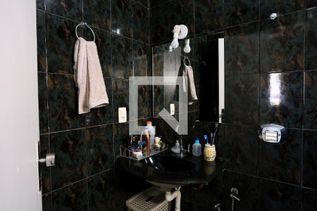 Banheiro da Suíte de apartamento à venda com 3 quartos, 71m² em Ana Lúcia, Belo Horizonte