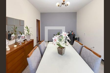 Sala de jantar de casa à venda com 3 quartos, 400m² em Sagrada Família, Belo Horizonte