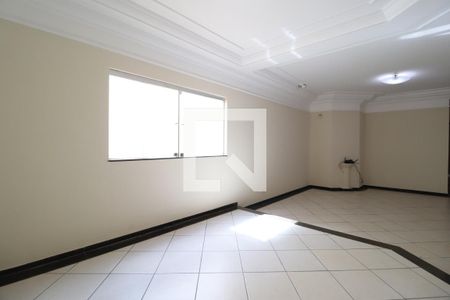 Sala de casa para alugar com 4 quartos, 219m² em Vigilato Pereira, Uberlândia