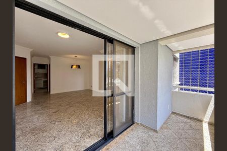 Sacada de apartamento para alugar com 3 quartos, 120m² em Santo Amaro, São Paulo