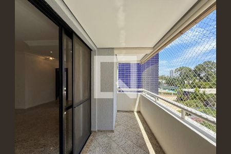 Sacada de apartamento para alugar com 3 quartos, 120m² em Santo Amaro, São Paulo