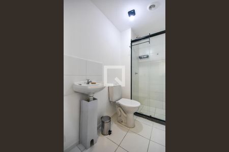 Banheiro de apartamento para alugar com 1 quarto, 31m² em Jardim Sao Luiz, São Paulo