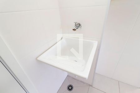 Sala/Cozinha de apartamento para alugar com 2 quartos, 28m² em Fazenda Aricanduva, São Paulo