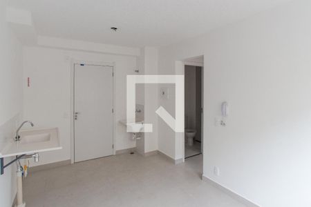 Sala e Cozinha de apartamento para alugar com 2 quartos, 32m² em Parque Novo Mundo, São Paulo