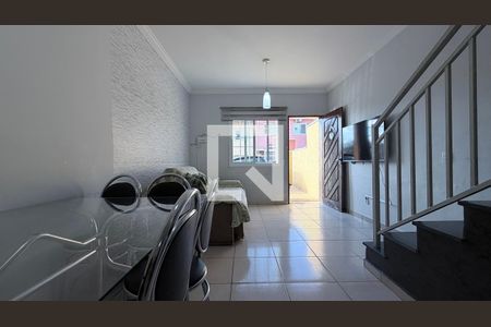 Sala de casa de condomínio à venda com 2 quartos, 63m² em Conjunto Residencial Souza Queiroz, Campinas