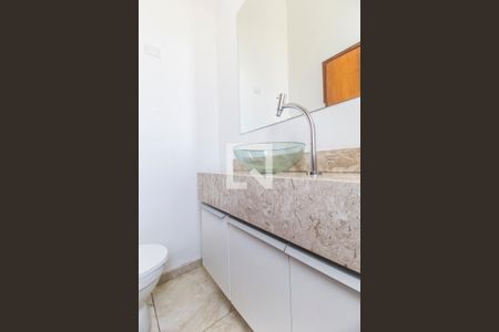 Lavabo de casa de condomínio para alugar com 3 quartos, 259m² em Parque Sinai, Santana de Parnaíba