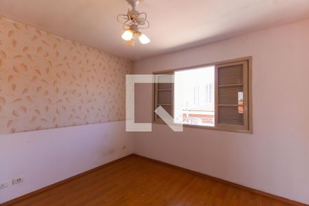 Quarto 1 de casa para alugar com 2 quartos, 100m² em Vila Prudente, São Paulo