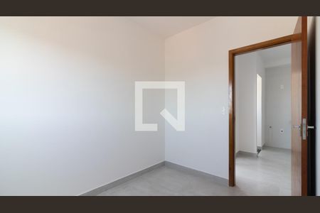 Quarto 1 de apartamento para alugar com 2 quartos, 35m² em Vila Santa Teresa, São Paulo