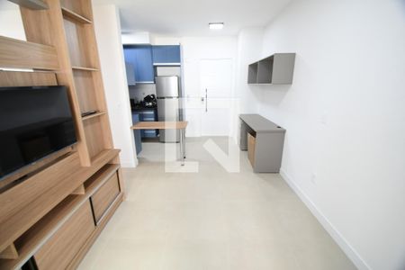 Sala de kitnet/studio para alugar com 1 quarto, 42m² em Centro, Campinas