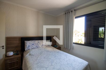 Quarto 1 de apartamento para alugar com 2 quartos, 58m² em Caxingui, São Paulo