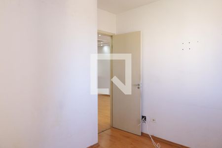 Quarto 1 de apartamento para alugar com 2 quartos, 64m² em Vila Carmosina, São Paulo