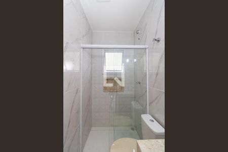 Banheiro Social de apartamento para alugar com 1 quarto, 36m² em Vila Nivi, São Paulo