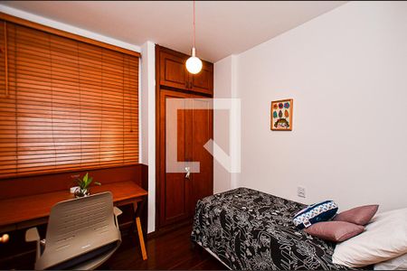 Quarto 1 de apartamento à venda com 3 quartos, 120m² em Santo Antônio, Belo Horizonte