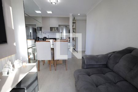Sala de apartamento para alugar com 2 quartos, 48m² em Parque Jaçatuba, Santo André