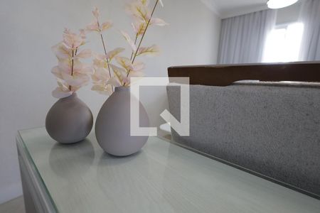 Sala de apartamento para alugar com 2 quartos, 48m² em Parque Jaçatuba, Santo André