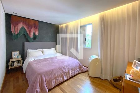 Suite de apartamento à venda com 2 quartos, 70m² em Serra, Belo Horizonte