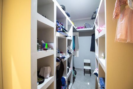 Suite de casa para alugar com 3 quartos, 220m² em Jardim Abaete, Sorocaba