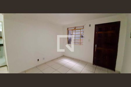 Apartamento à venda com 2 quartos, 45m² em Recanto das Rosas, Osasco