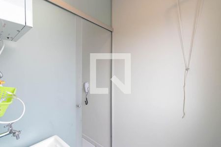 Cozinha e Área de Serviço de apartamento para alugar com 2 quartos, 43m² em Vila Gustavo, São Paulo