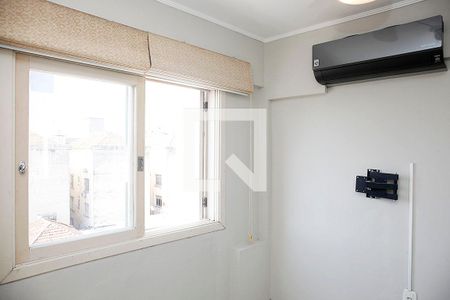 Quarto de kitnet/studio à venda com 1 quarto, 33m² em Cidade Baixa, Porto Alegre