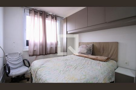 Quarto 1 de apartamento à venda com 2 quartos, 45m² em Jardim Guairaca, São Paulo