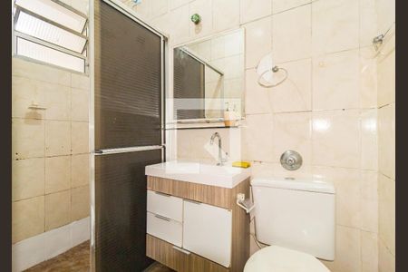 Banheiro de casa para alugar com 2 quartos, 54m² em Vila Regente Feijó, São Paulo