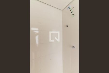 Banheiro Social de kitnet/studio para alugar com 1 quarto, 24m² em Vila Carrão, São Paulo