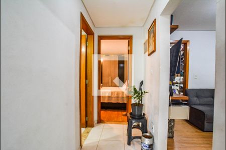 Corredor de casa à venda com 2 quartos, 147m² em Vila Junqueira, Santo André