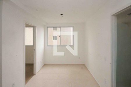 Sala de apartamento para alugar com 2 quartos, 35m² em Jardim Adutora, São Paulo