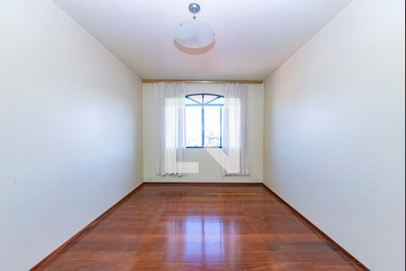 Sala 1 de apartamento para alugar com 4 quartos, 120m² em Parque Pedro Ii, Belo Horizonte