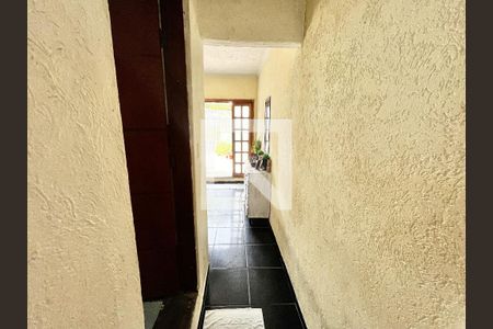 Corredor de casa para alugar com 1 quarto, 125m² em Vila Renato, São Paulo