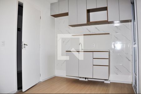 Detalhe - Sala e Cozinha Americana de apartamento para alugar com 2 quartos, 34m² em Vila Pereira Barreto, São Paulo