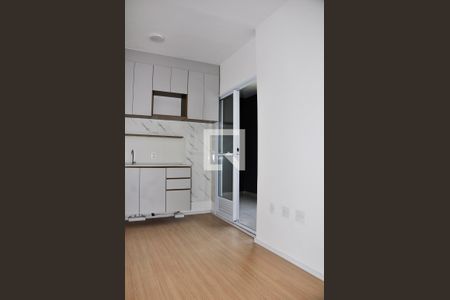 Detalhe - Sala e Cozinha Americana de apartamento para alugar com 2 quartos, 34m² em Vila Pereira Barreto, São Paulo