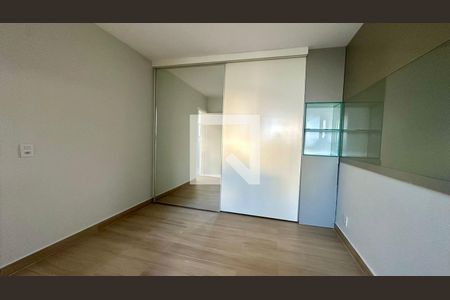 Quarto  de apartamento para alugar com 3 quartos, 80m² em Calafate, Belo Horizonte