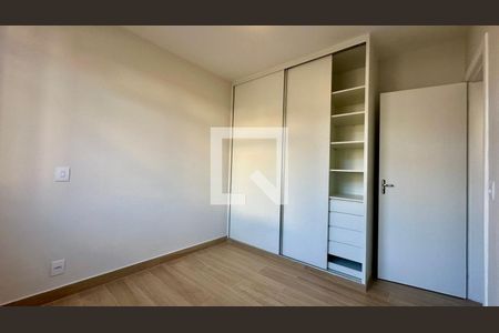 Quarto  de apartamento para alugar com 3 quartos, 80m² em Calafate, Belo Horizonte