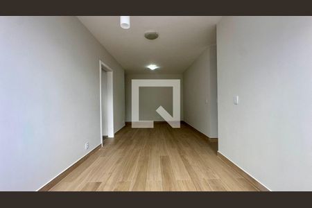 Sala  de apartamento para alugar com 3 quartos, 80m² em Calafate, Belo Horizonte