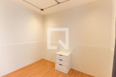 Quarto 1 de apartamento para alugar com 2 quartos, 63m² em Conjunto Residencial José Bonifácio, São Paulo