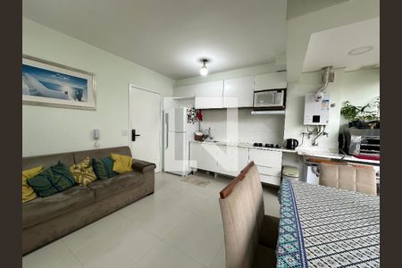 Sala de apartamento à venda com 1 quarto, 38m² em Nova Aldeinha, Barueri